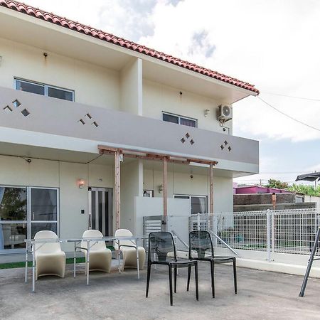 Sea Side Yaka Villa Onna Exterior photo