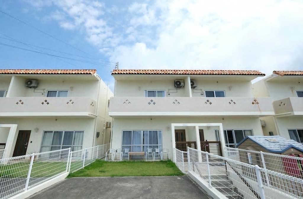 Sea Side Yaka Villa Onna Exterior photo