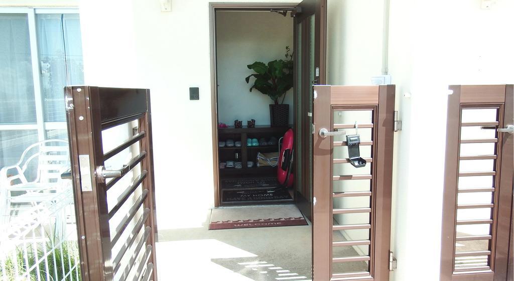 Sea Side Yaka Villa Onna Exterior photo